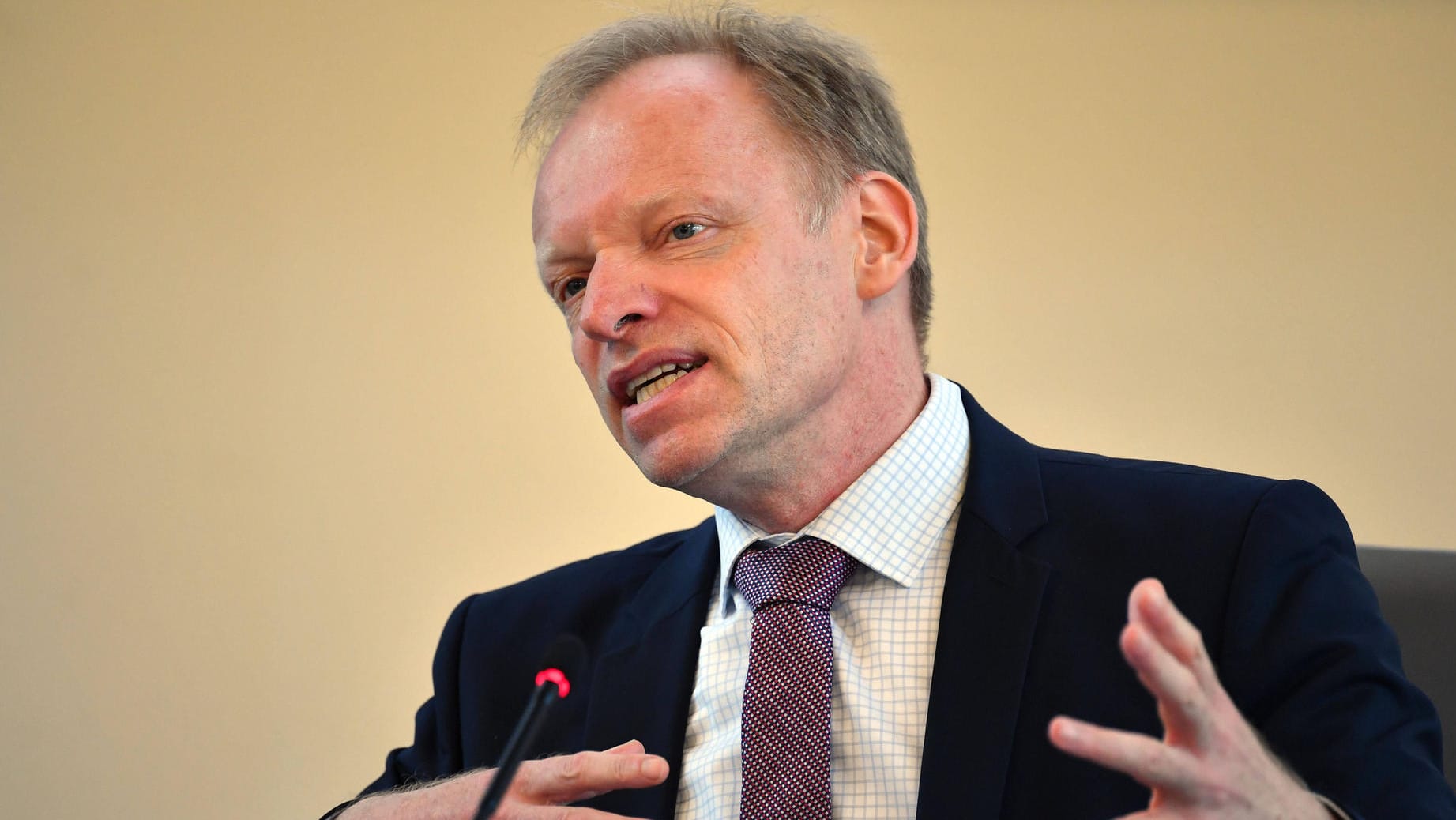 Ifo-Präsident Clemens Fuest (Archivbild): "Die Unsicherheit ist extrem."