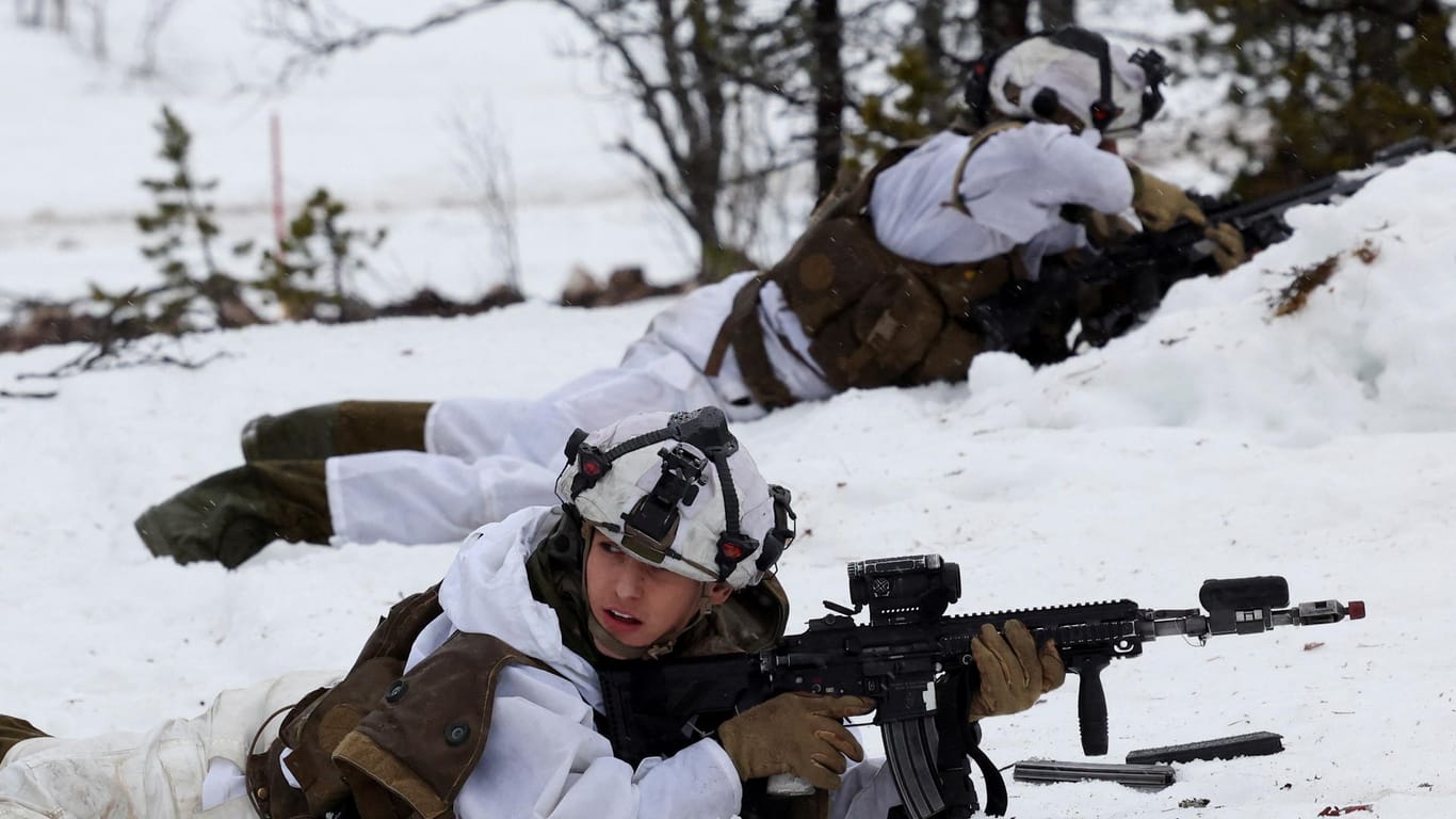 Norwegische Nato-Soldaten üben für den Ernstfall.