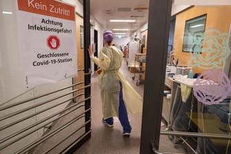 Corona-Intensivstation: Der Inzidenzwert in Deutschland steigt weiter leicht.