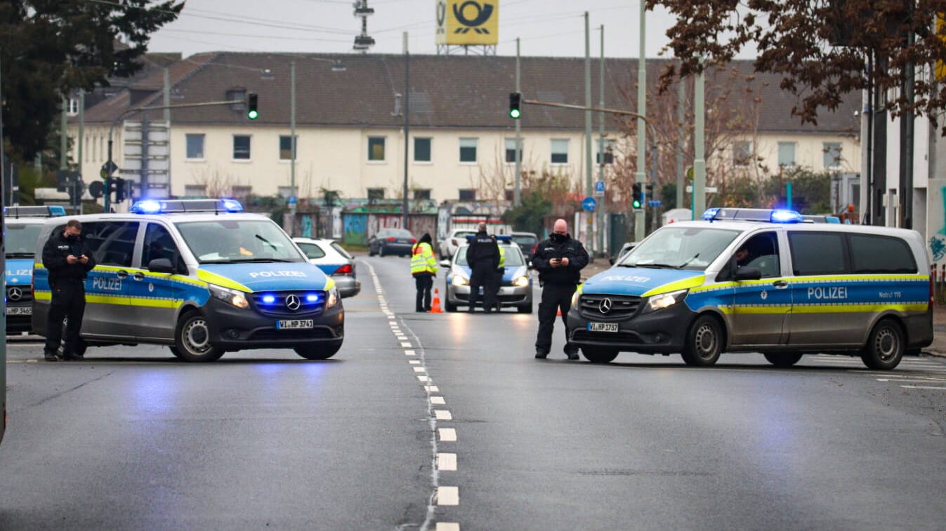 Bombenentschärfung im Frankfurter Viertel "Gallus" (Archivbild): Erneut wurde hier eine alte Weltkriegsbombe gefunden.