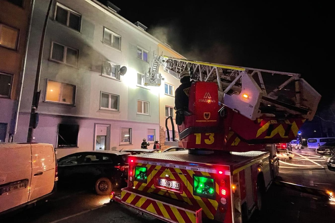 Einsatz in der Mallinckrodtstraße: Bei dem Feuer wurden zwei Personen verletzt.