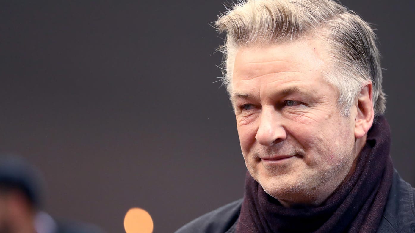 Alec Baldwin: Am Set des Westernfilms "Rust" erschoss er im Oktober 2021 die Kamerafrau Halyna Hutchins.