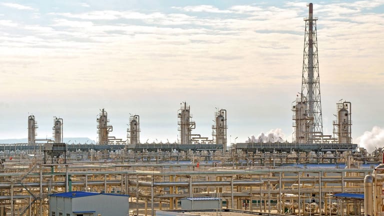 Gasanlage in Turkmenistan: Das Land ist durch Pipelines und Verträge derzeit vor allem an China gebunden.