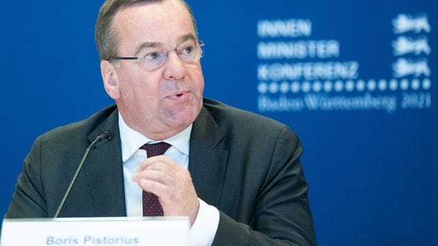 Niedersachsens Innenminister Boris Pistorius Niedersachsens Innenminister Boris Pistorius