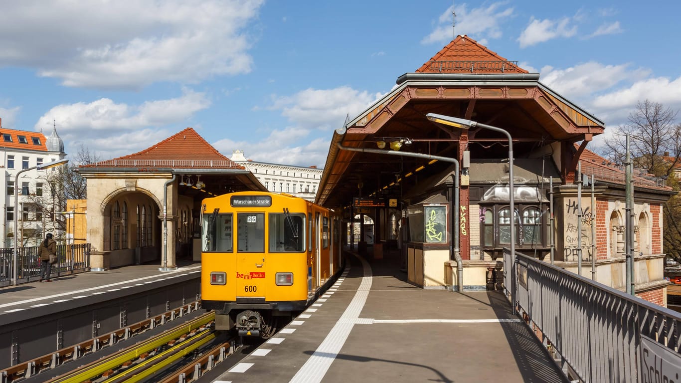 Blick auf den U-Bahnhof Schlesisches Tor (Archivbild): Hier kam es zu dem Angriff.