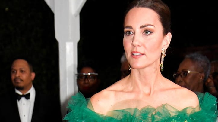 Herzogin Kate: Am fünften Tag der Karibikreise zeigte sie sich in einem grünen Tüllkleid bei einem Empfang. Herzogin Kate: Am fünften Tag der Karibikreise zeigte sie sich in einem grünen Tüllkleid bei einem Empfang.