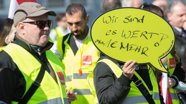 Warnstreiks von Sicherheitspersonal - Flughafen Frankfurt