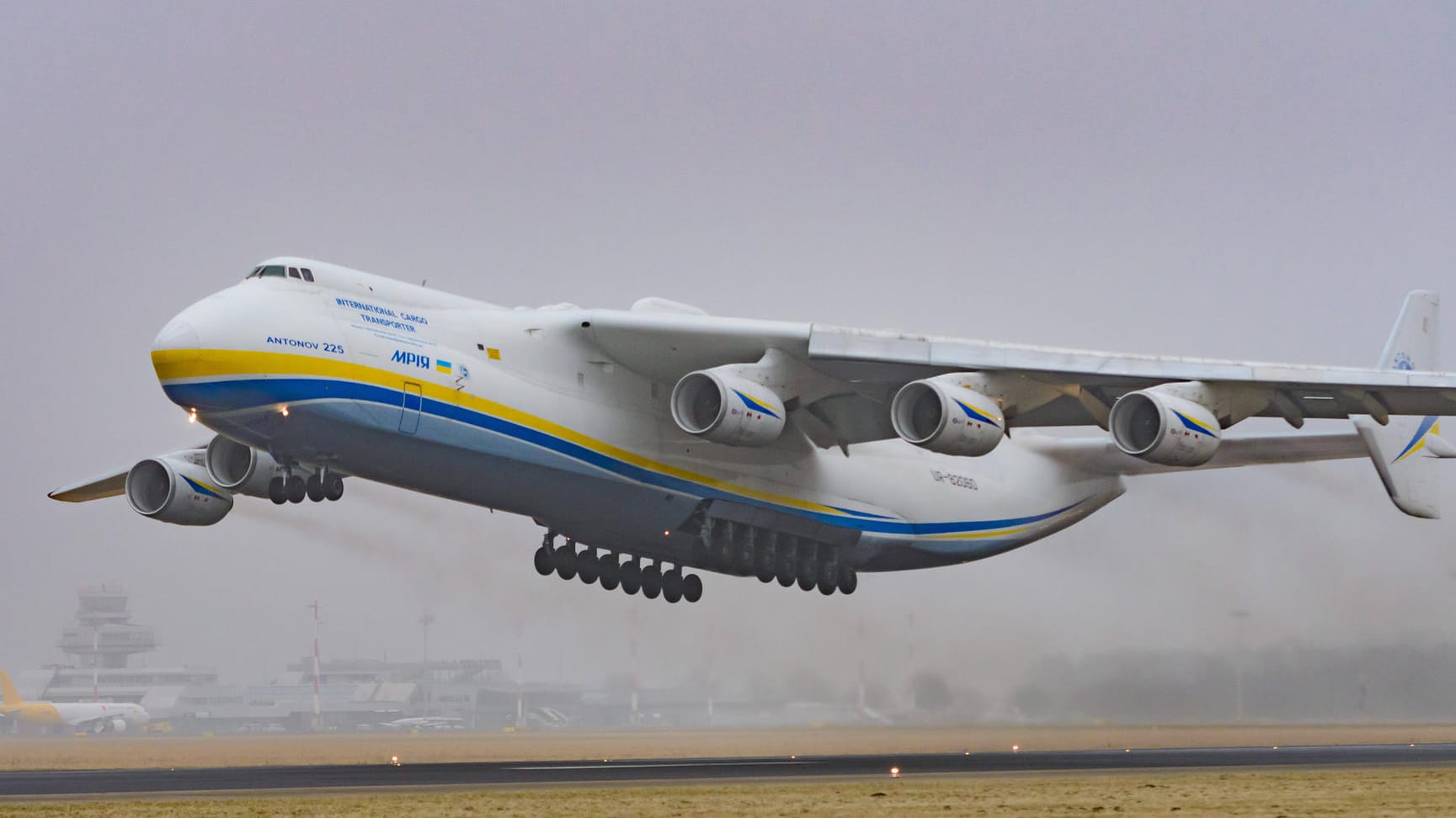 Die Antonov AN-225 (Archivbild): Sie war das größte Flugzeug der Welt.