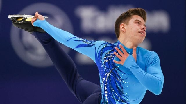 Der deutsche Eiskunstläufer Nikita Starostin aus Deutschland erreicht WM-Finale.