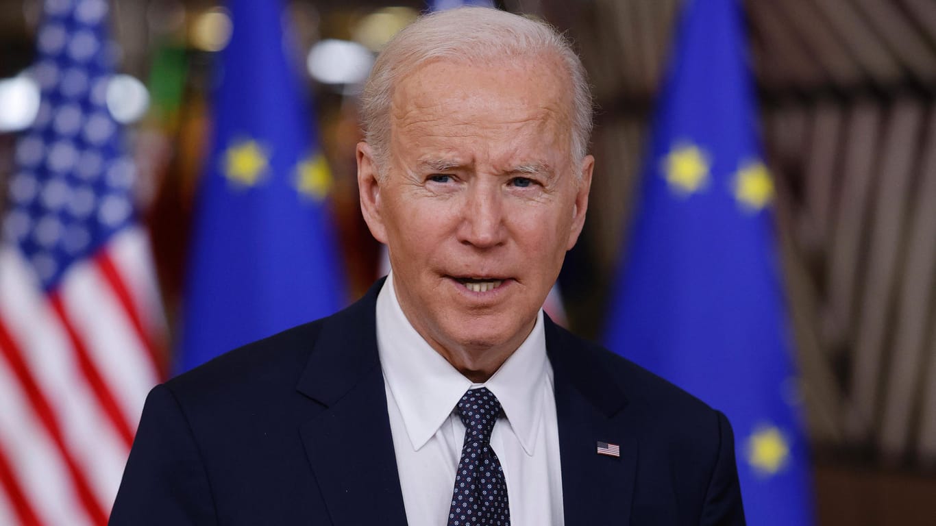 Joe Biden auf Europa-Reise: Der US-Präsident warnte vor "schädlichen Taktiken" und Cyberangriffen durch Moskau.
