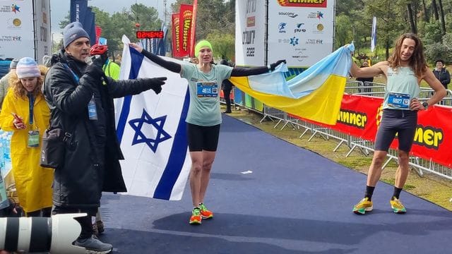 Walentina Werezka siegte bem Jerusalem-Marathon.