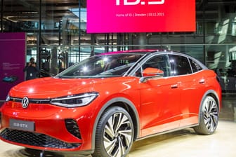 Neuvorstellung bei VW Welt-Premiere mit Live-Enthüllung des ID.5: In Zwickau wird das neue Flagschiff des Autoherstellers produziert.