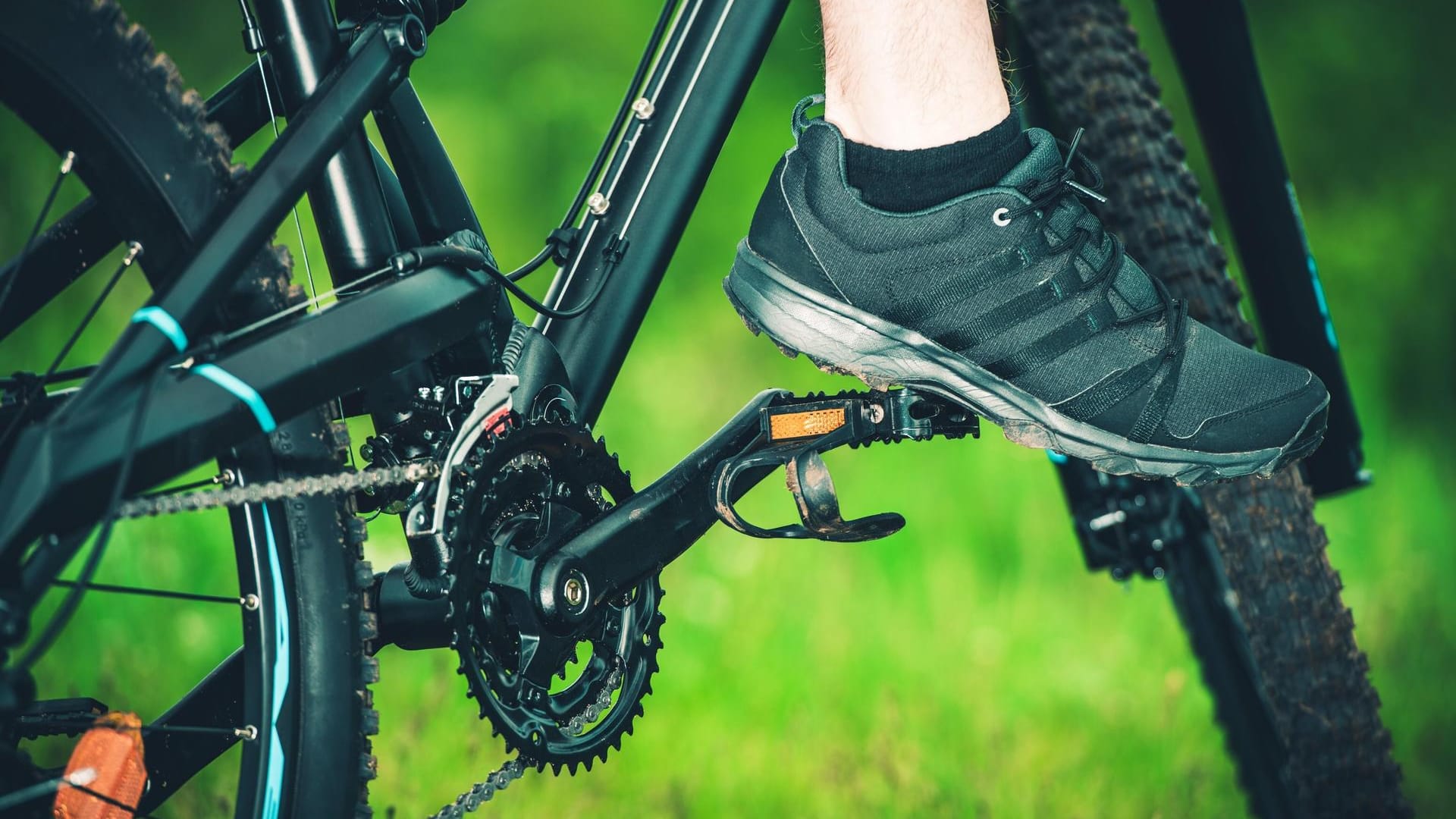 Ein Mountainbike in der Nahaufnahme (Symbolfoto): In Leipzig flüchtete ein unbekannter Mann nach seinem Überfall mit einem Fahrrad. Ein Mountainbike in der Nahaufnahme (Symbolfoto): In Leipzig flüchtete ein unbekannter Mann nach seinem Überfall mit einem Fahrrad.