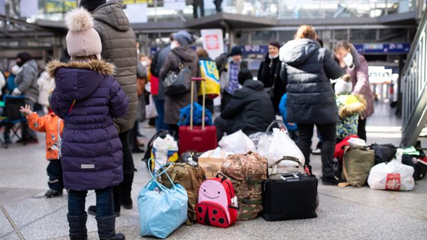 Flüchtlinge aus der Ukraine am Hauptbahnhof in München.