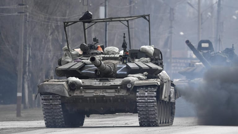 Russische Truppen im Donbass: Das Verteidigungsministerium hat angekündigt, sich künftig auf die Gebiete in der Ostukraine zu konzentrieren.