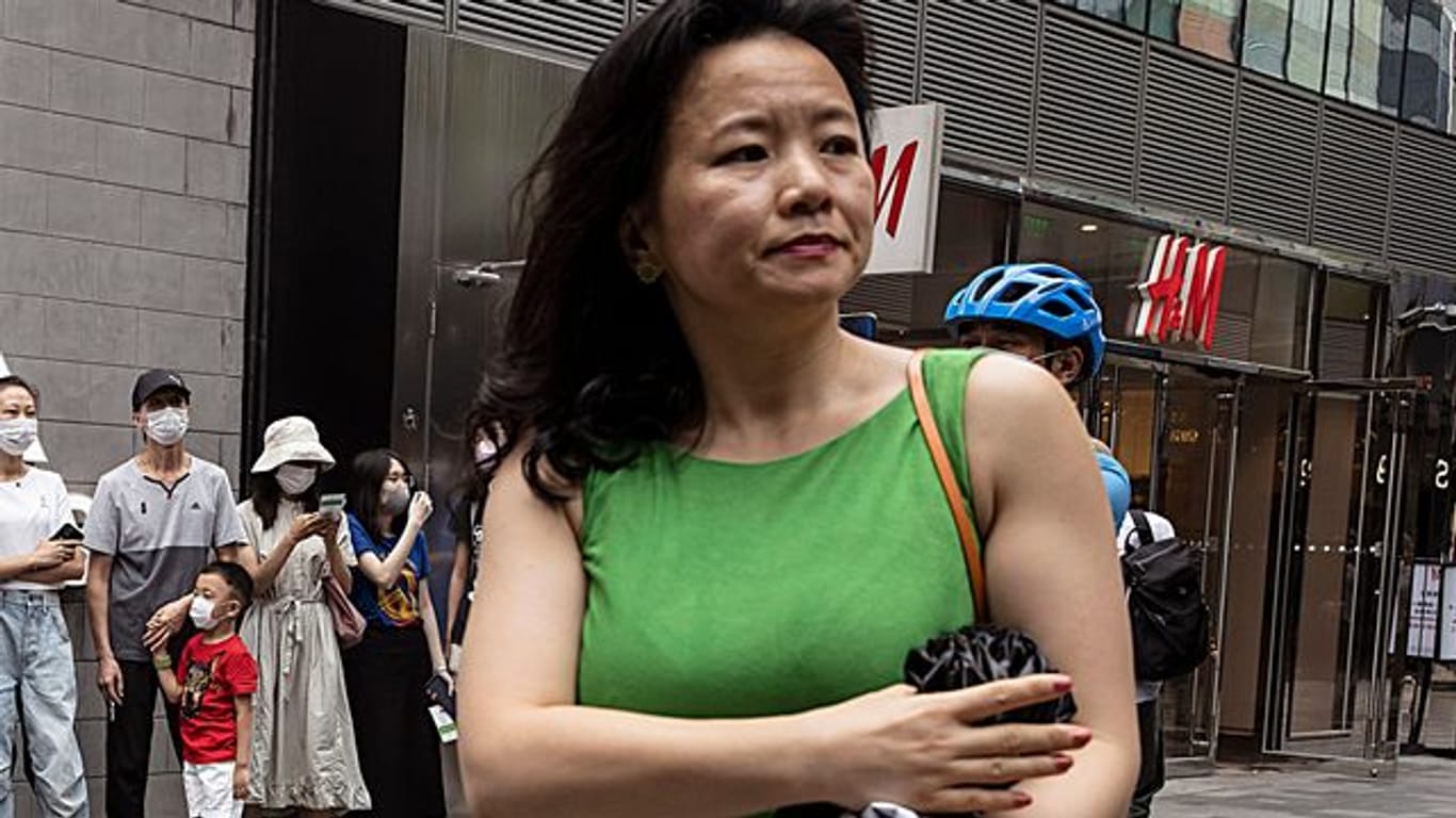 Die australische Journalistin Cheng Lei muss in China vor Gericht.