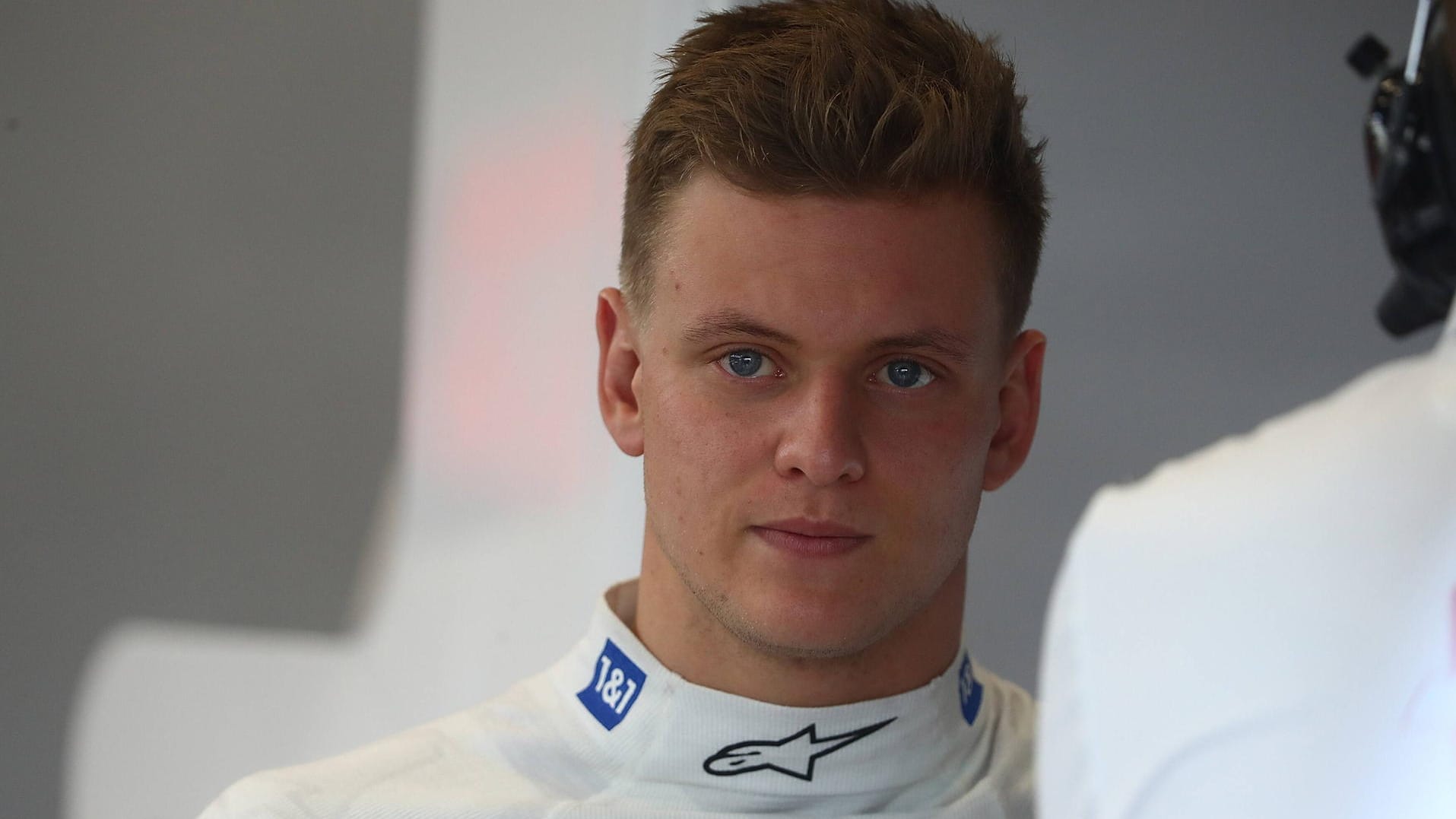 Mick Schumacher vor dem Qualifying in Dschidda: Der Haas-Fahrer fällt nach seinem Crash für das Rennen aus.