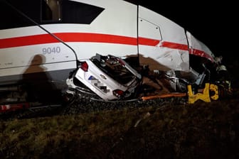 Unfall in Peine: Bei dem Zusammenstoß entstand ein Sachschaden von rund 750.000 Euro.