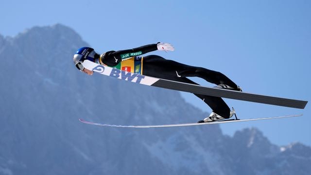 Fliegt in Planica zum Gesamtweltcupsieg: Ryoyu Kobayashi.