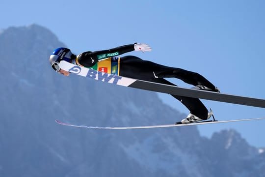 Fliegt in Planica zum Gesamtweltcupsieg: Ryoyu Kobayashi.