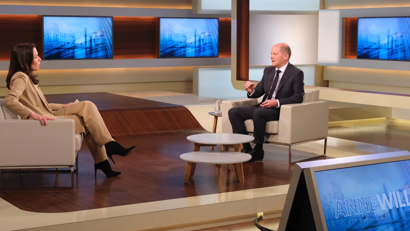 Olaf Scholz zu Gast bei Anne Will: Der Bundeskanzler warnte Wladimir Putin vor einem Einsatz von Chemiewaffen.