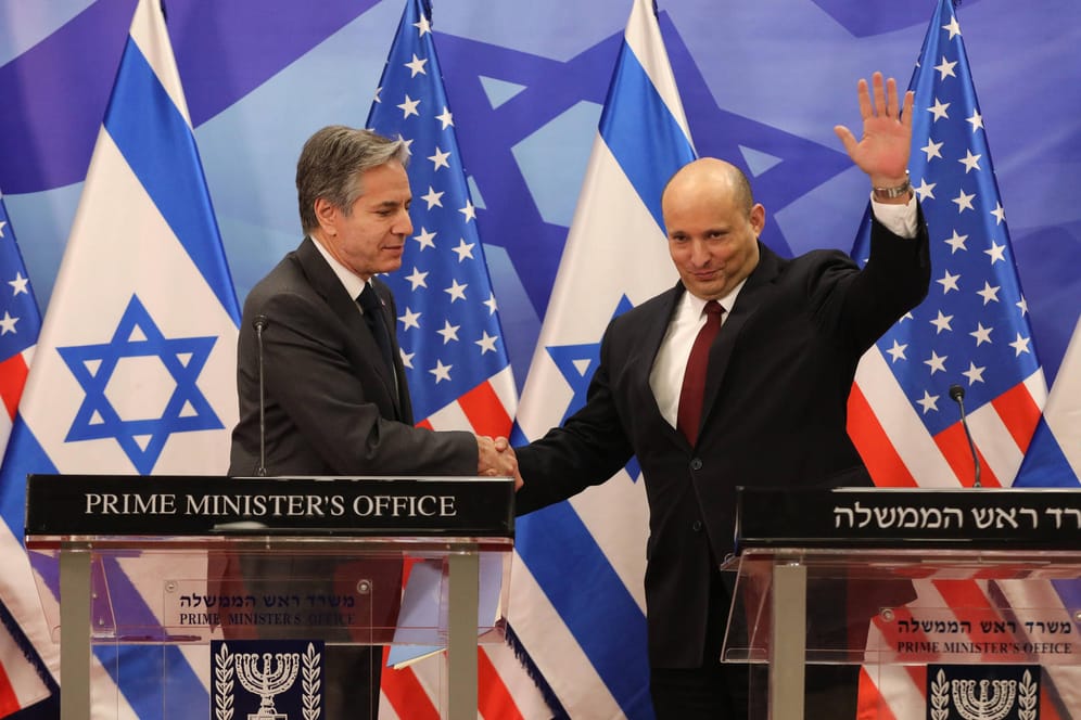 Anthony Blinken (l.) und Naftali Bennett: Der US-Außenminister und Israels Regierungschef haben sich am Sonntag getroffen.