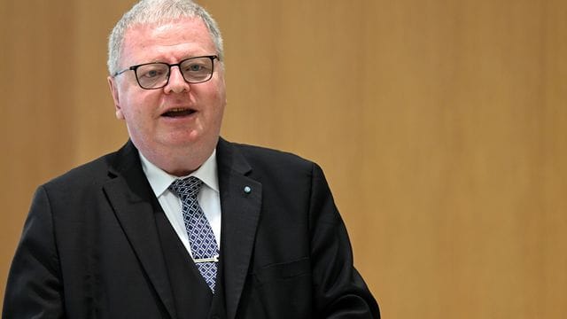 Clemens Lückemann Clemens Lückemann
