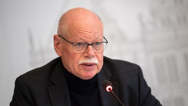 Ulrich Mäurer Ulrich Mäurer