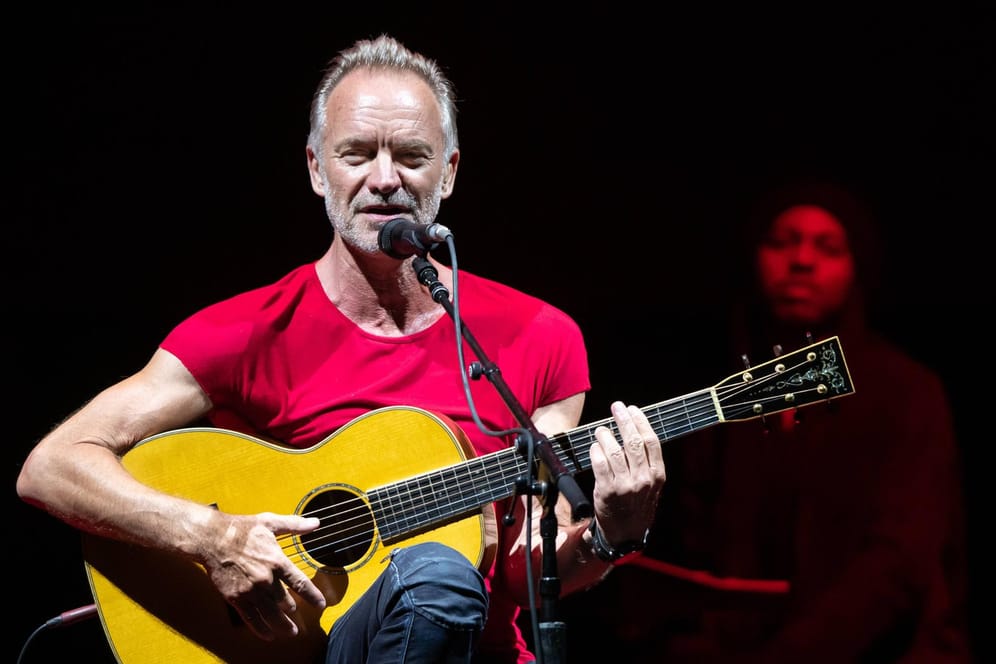 Musiker Sting bei einer Award-Show (Archivbild): Das Konzert hätte am Montagabend stattfinden sollen.