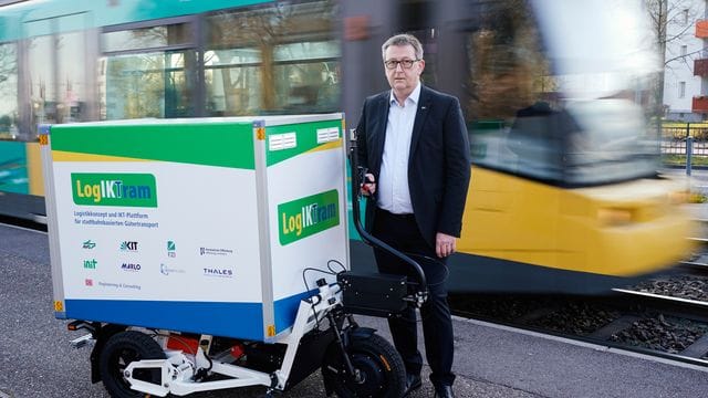 Pakettransport im Nahverkehr