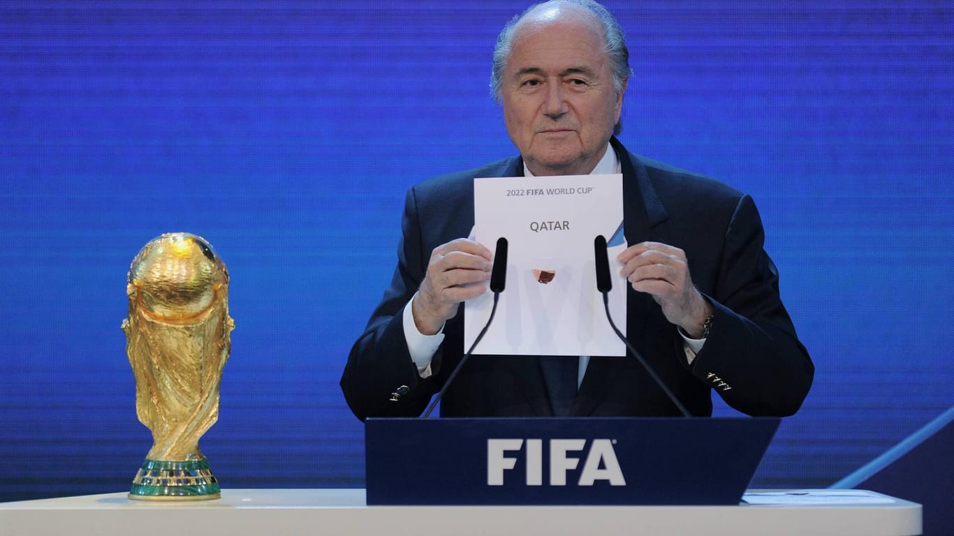Joseph "Sepp" Blatter: Der ehemalige Fifa-Präsident verkündete im Dezember 2010 die Vergabe der Weltmeisterschaft 2022 nach Katar.