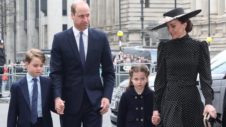 Prinz William und Herzogin Kate mit Prinz George und Prinzessin Charlotte