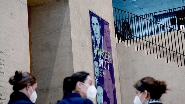 Ausstellung "Unser Mut. Juden in Europa 1945-48" in Berlin