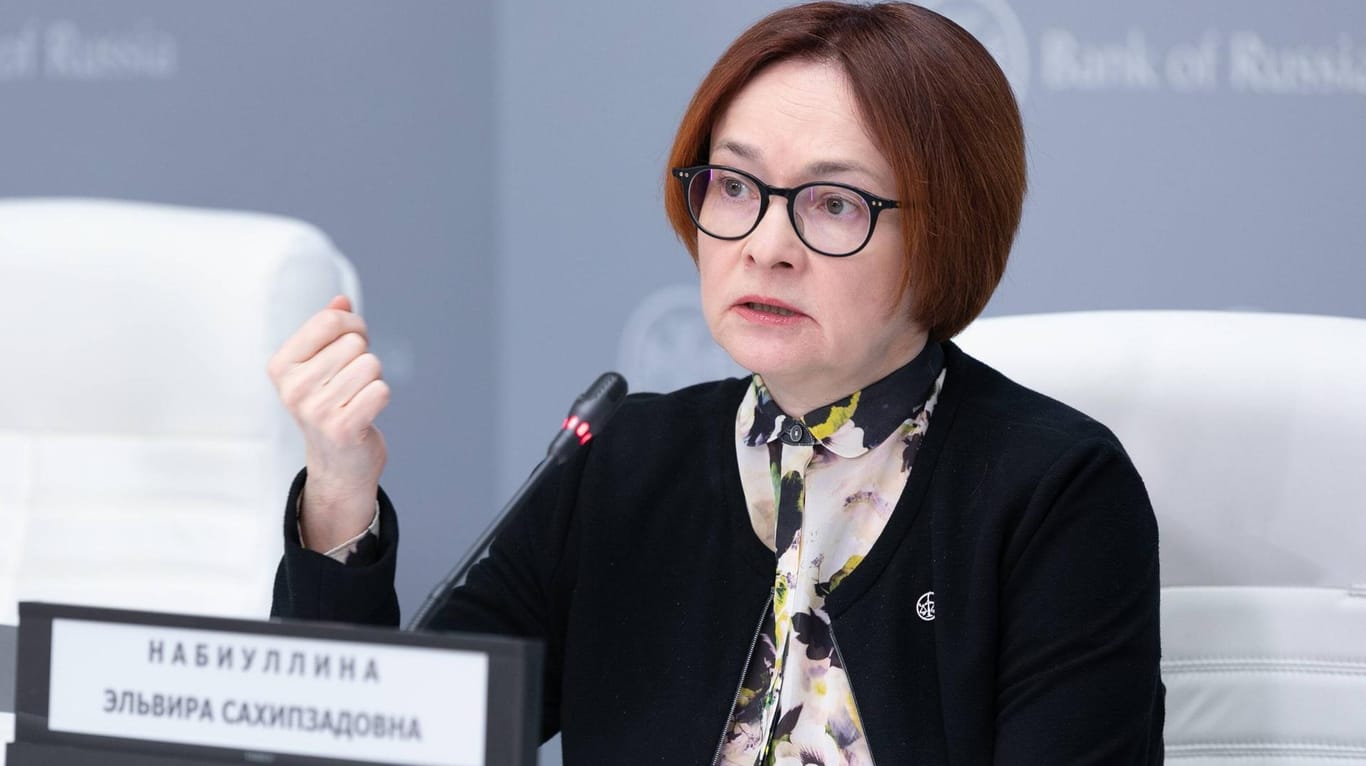 Greift mit harter Hand durch: Elwira Nabiullina, Leiterin der russischen Zentralbank, verhängte strikte Maßnahmen, um den Rubel wieder zu stabilisieren.