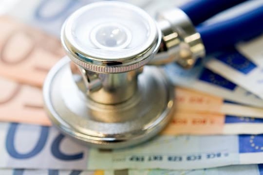Ob für Check-up, Zahnreinigung oder Ernährungskurs: Viele gesetzliche Krankenkassen zahlen ihren Versicherten Geldprämien für gewisse Vorsorgeleistungen. Ob für Check-up, Zahnreinigung oder Ernährungskurs: Viele gesetzliche Krankenkassen zahlen ihren Versicherten Geldprämien für gewisse Vorsorgeleistungen.
