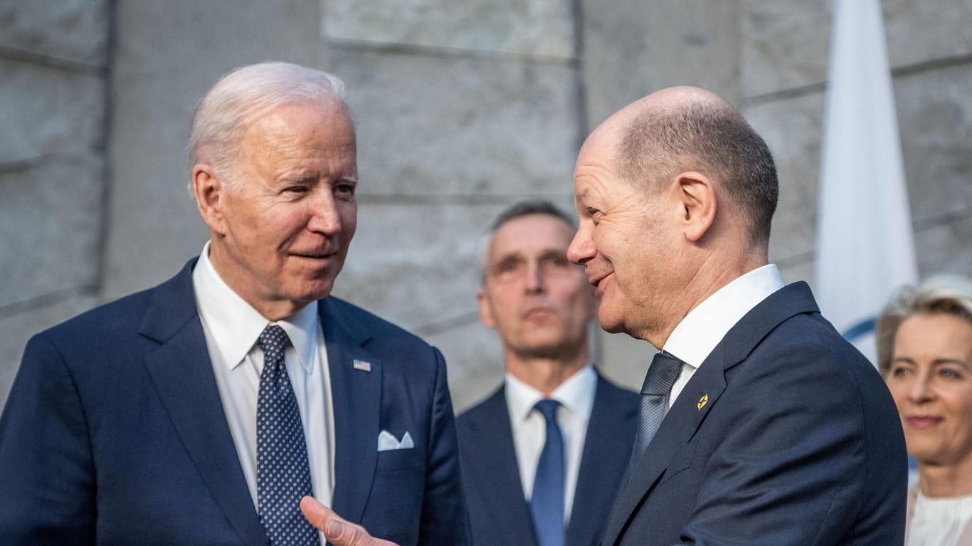 US-Präsident Biden versucht, Bundeskanzler Scholz sanft zu mehr Engagement zu drängen.