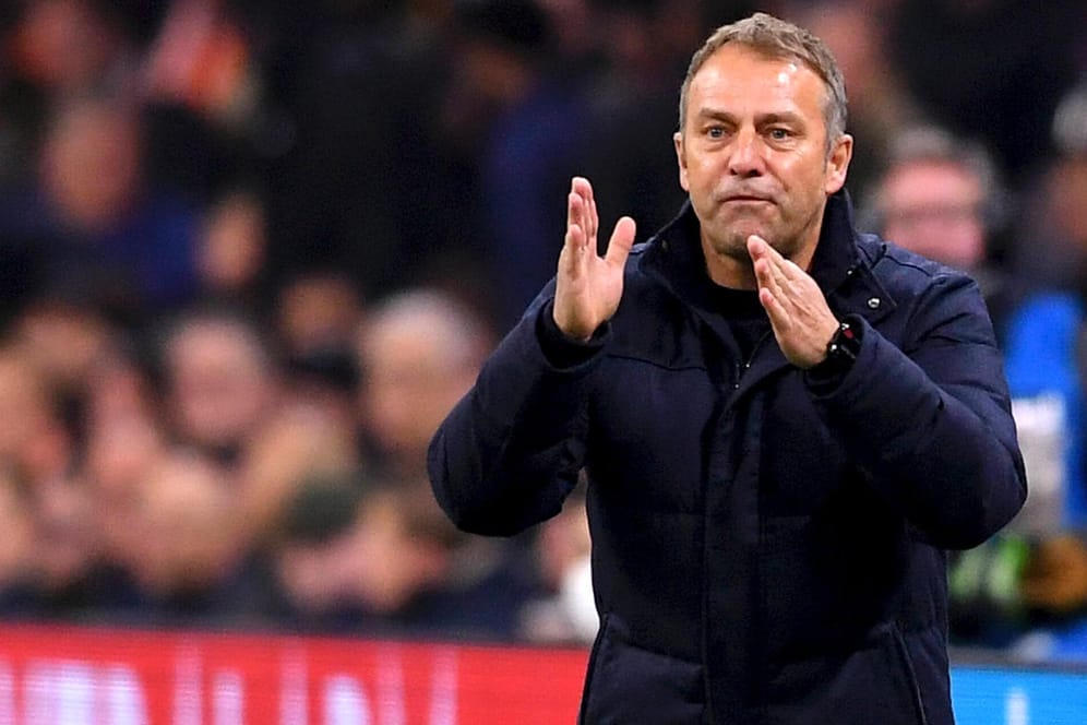 Hansi Flick: Der Bundestrainer sah ein spannendes Spiel in Amsterdam.