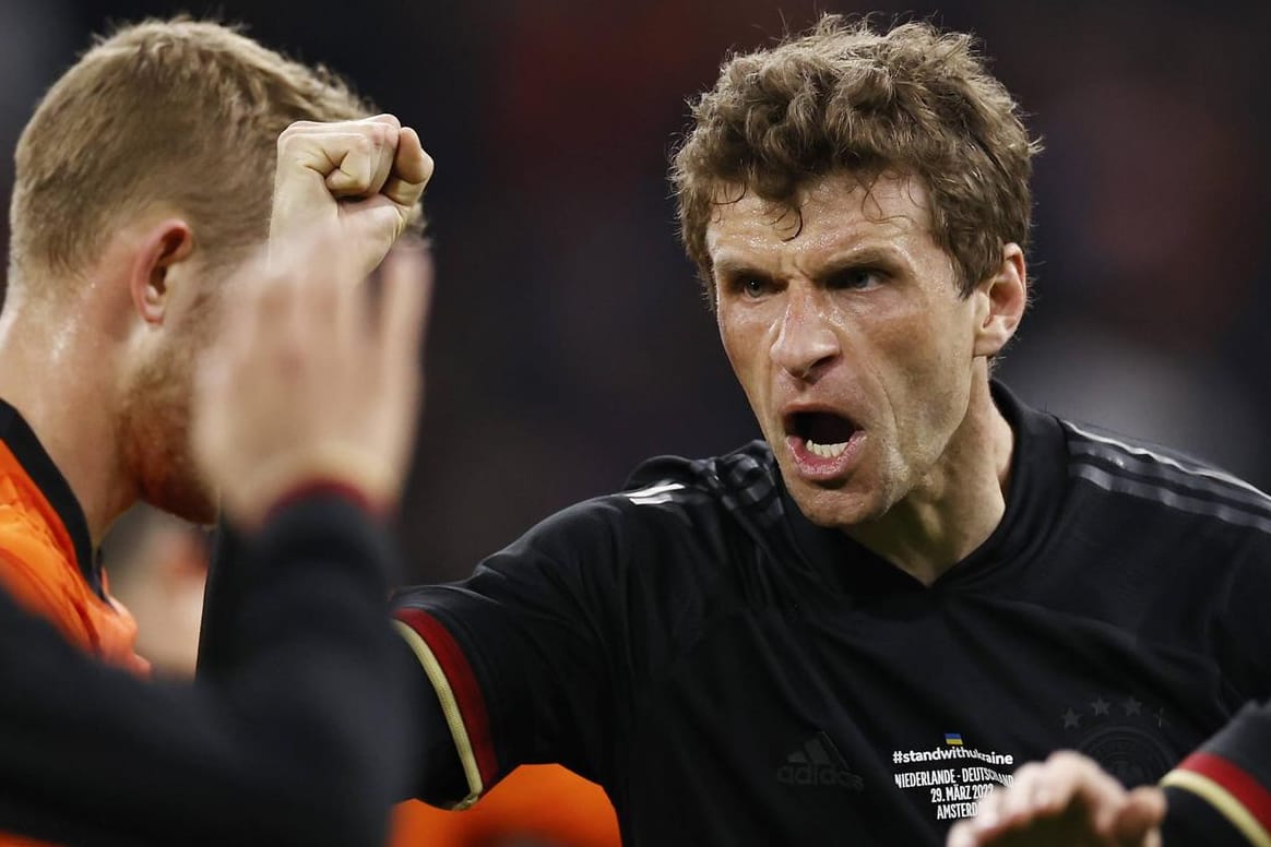 Thomas Müller ballt die Faust: Den Härtetest hat die Nationalelf bestanden.