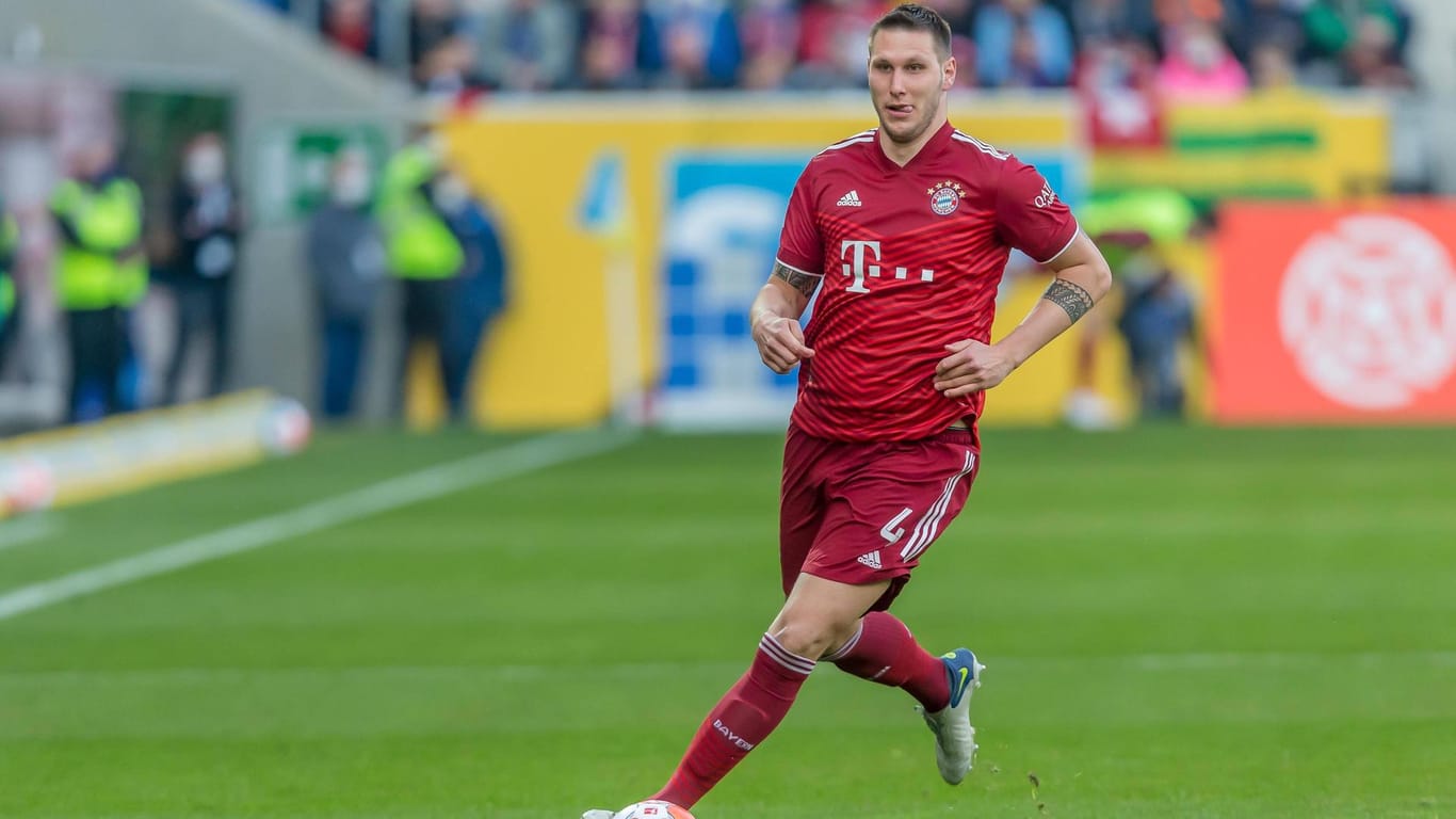 Niklas Süle verlässt den FC Bayern am Saisonende Richtung Dortmund. Der Rekordmeister sucht nun Ersatz für den Nationalspieler.