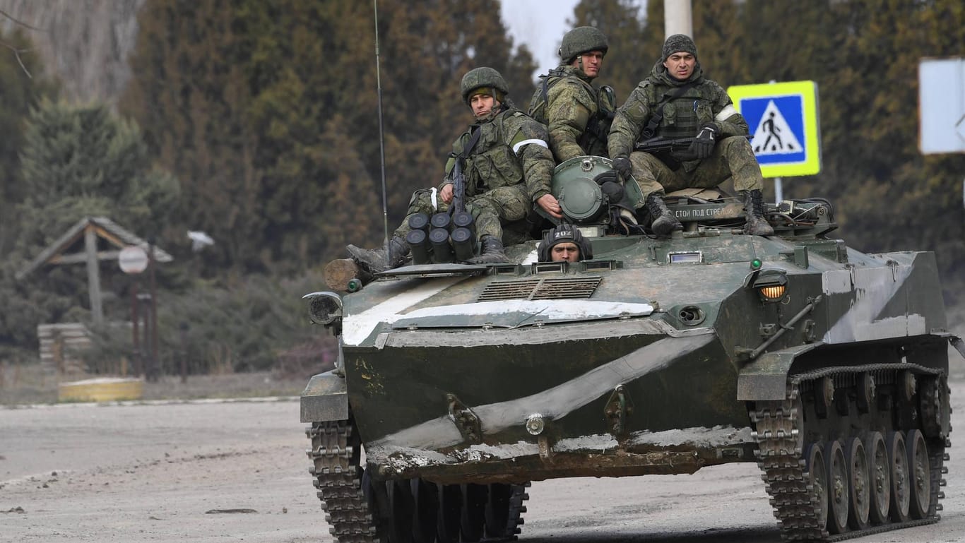 Russische Truppen in der Ukraine: Der Kreml hat bereits öfter Entspannung vorgetäuscht – und dann gegenteilig gehandelt.