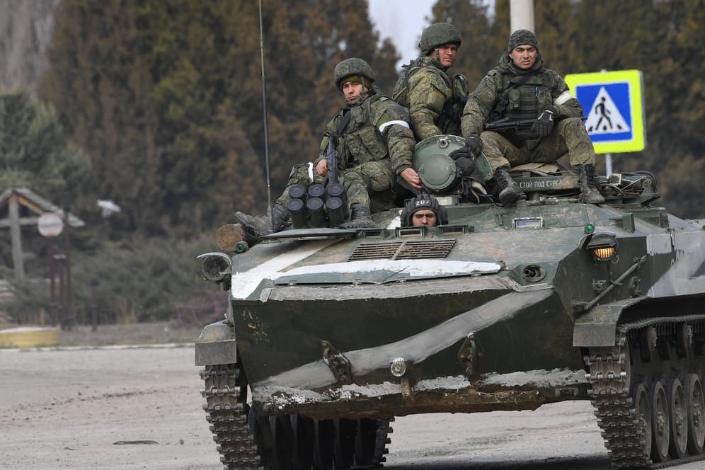 Russische Truppen in der Ukraine: Der Kreml hat bereits öfter Entspannung vorgetäuscht – und dann gegenteilig gehandelt.