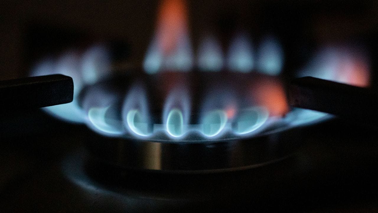 Gas könnte aufgrund der politischen Situation knapp werden - im Haushalt lässt sich einiges einsparen.