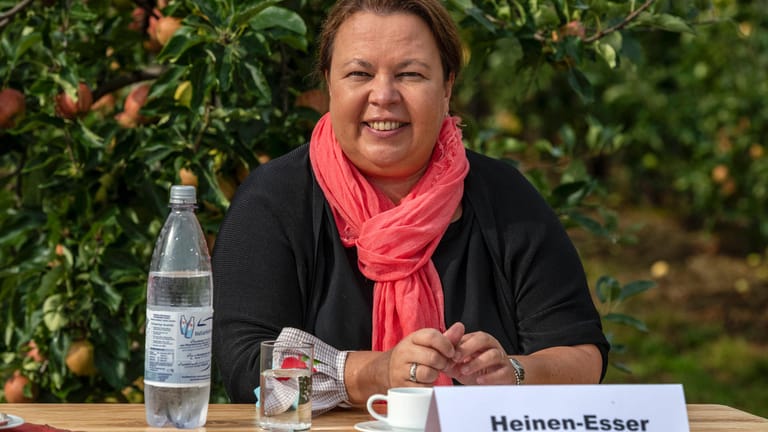 Umwelt-Ministerin Ursula Heinen-Esser (Archivbild): Die CDU-Politikerin hat den Standort der Landesgartenschau 2026 bekannt gegeben.