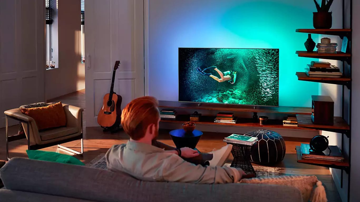 Der Smart-TV von Philips hat eine Bildschirmdiagonale von 65 Zoll und ist heute zum Tiefstpreis erhältlich.
