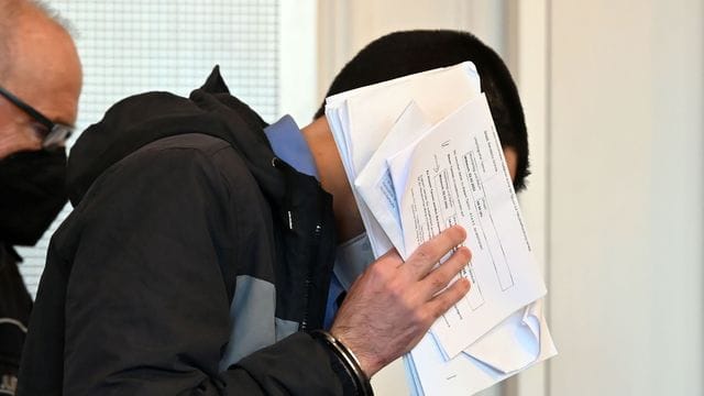 Prozess wegen staatsgefährdender Gewalttat