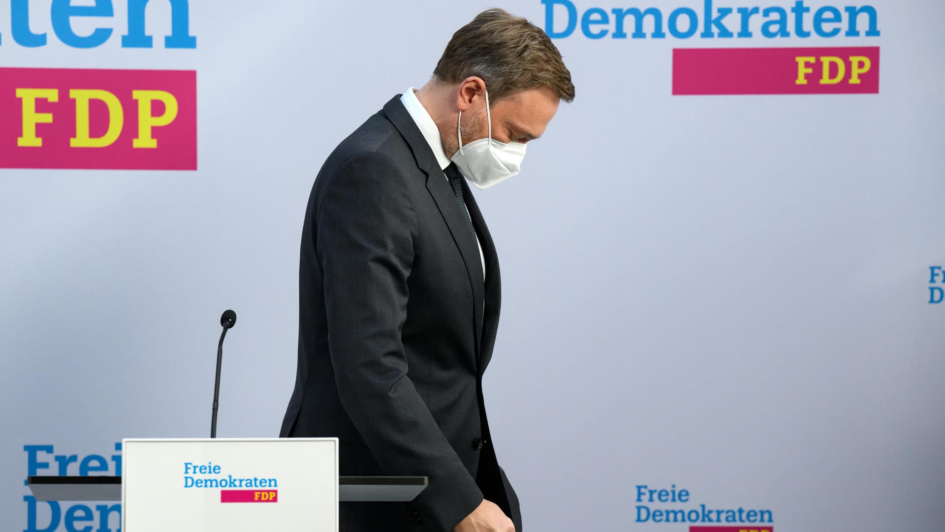 Christian Lindner: Der FDP-Minister will bereits nächstes Jahr wieder zurück zur Schuldenbremse. Die Frage ist nur, wie.