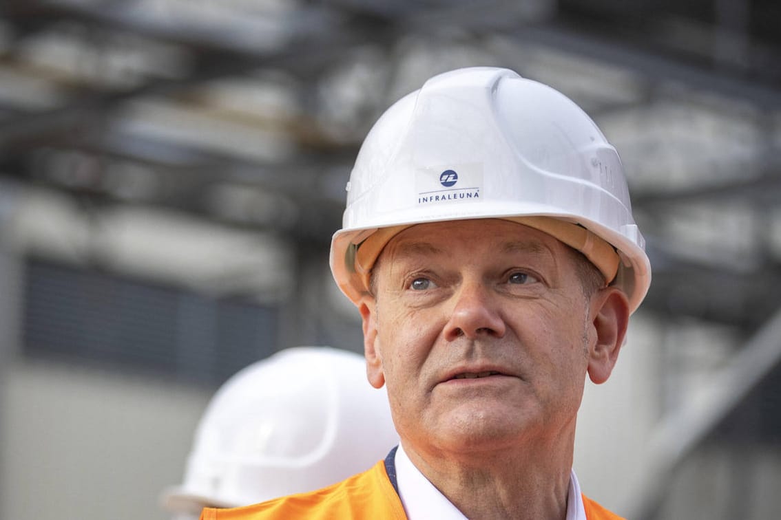 Olaf Scholz bei einem Unternehmensbesuch: Der Kanzler hat mit dem russischen Präsidenten über Gaslieferungen telefoniert. Olaf Scholz bei einem Unternehmensbesuch: Der Kanzler hat mit dem russischen Präsidenten über Gaslieferungen telefoniert.