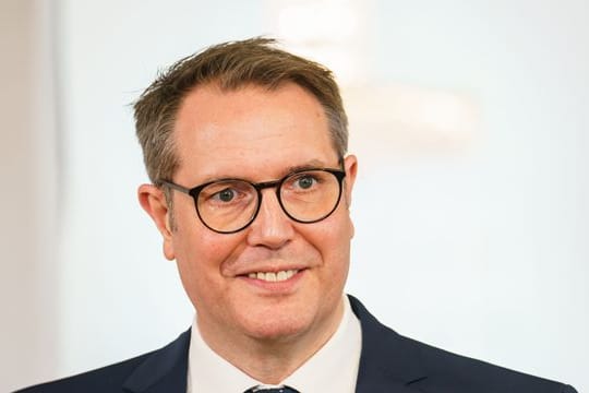 Arbeitsminister Alexander Schweitzer (SPD)