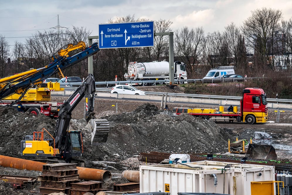 Großbaustelle am Autobahnkreuz Herne (Archivbild): Die A43 in Richtung Münster wird am Wochenende voll gesperrt werden.