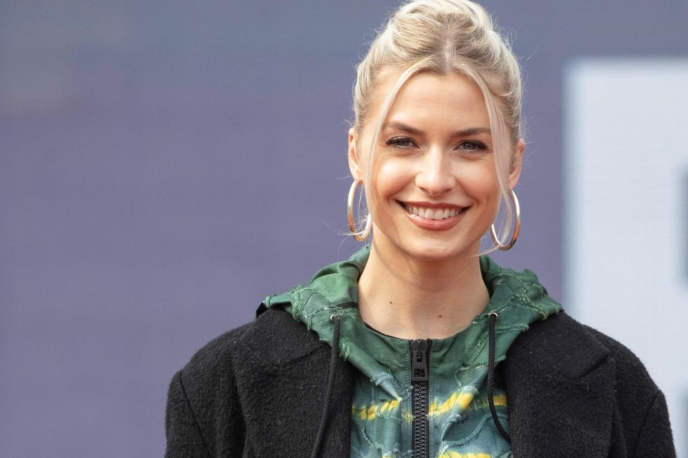 Lena Gercke: Sie stand bisher als Moderatorin auf der "The Voice of Germany"-Bühne.